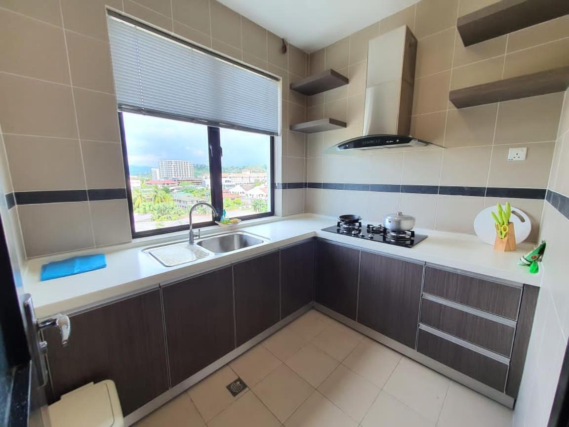 Aa Residen Luxury Condo Homestay 18Mins Walk Tanjung Aru Beach & Golf Course, Not Beach Side Resort Kota Kinabalu Exteriér fotografie